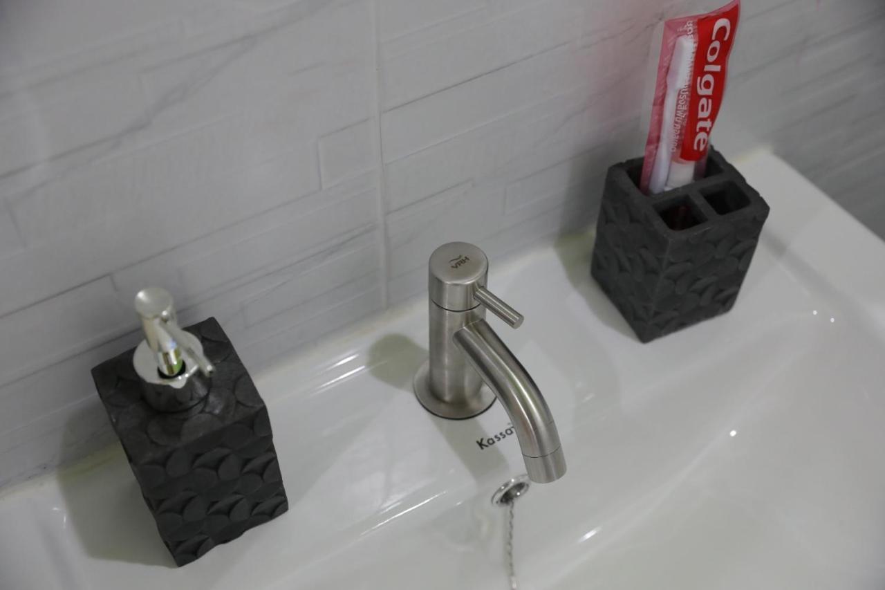 Interpartie Hotel (Adults Only) Bangkok Extérieur photo