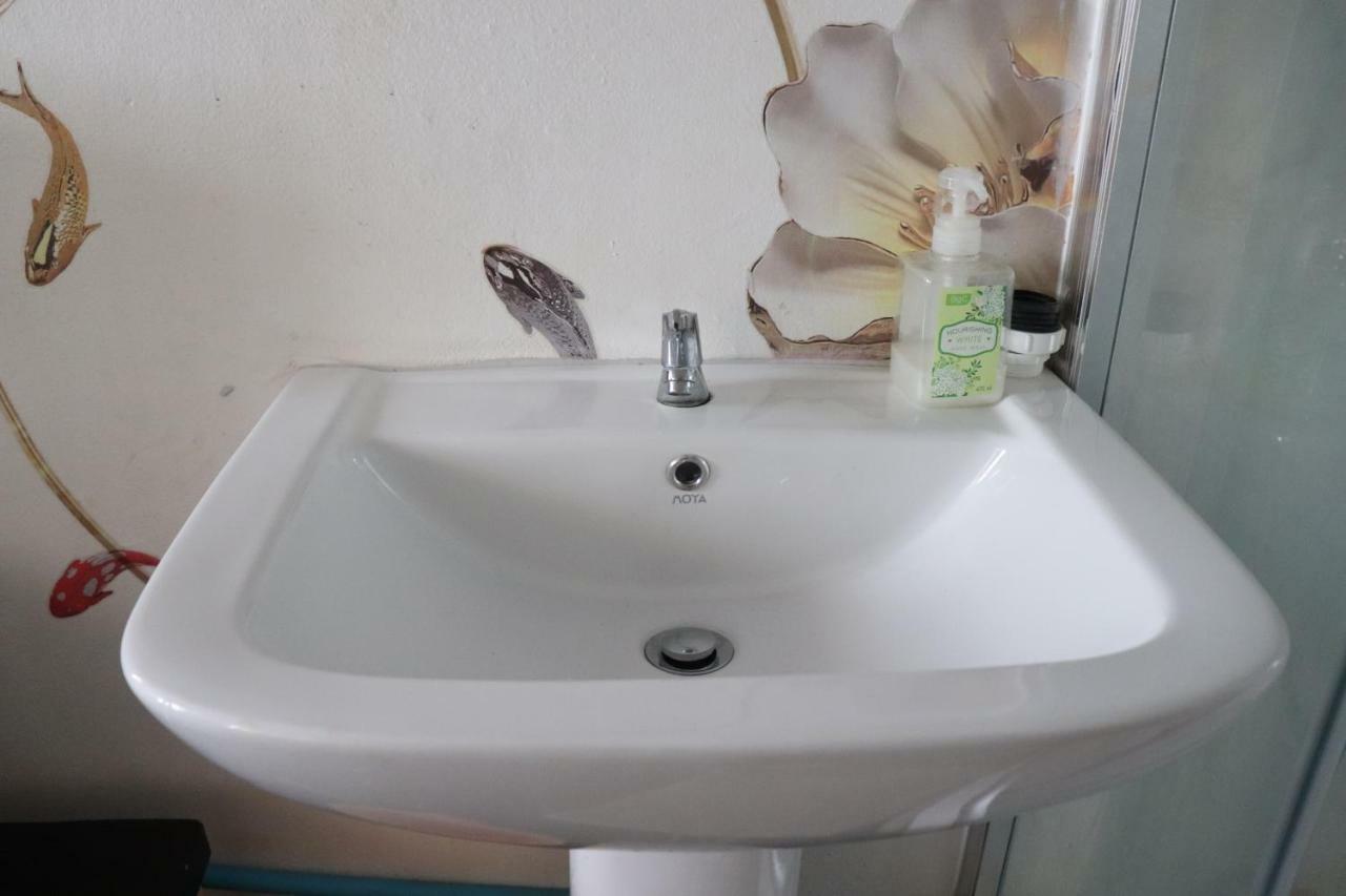 Interpartie Hotel (Adults Only) Bangkok Extérieur photo