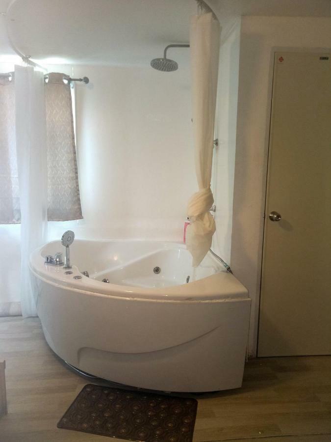 Interpartie Hotel (Adults Only) Bangkok Extérieur photo