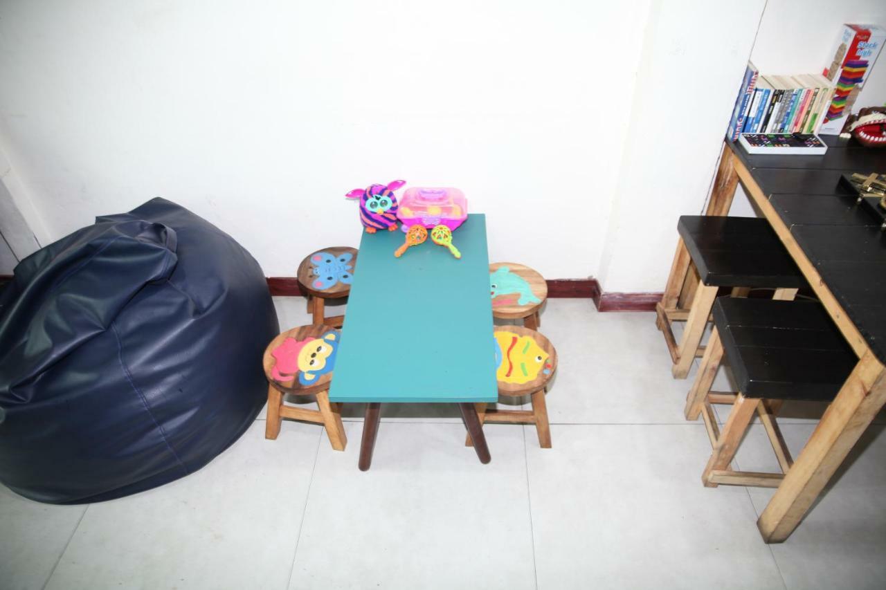 Interpartie Hotel (Adults Only) Bangkok Extérieur photo